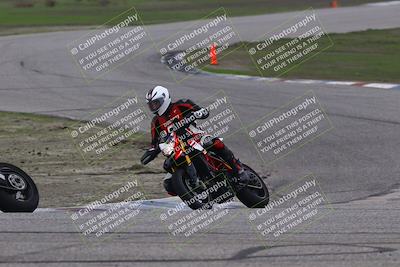 media/Nov-30-2025-TrackDaz (Sun) [[d8b22663df]]/A Group/Session 3 (Off Ramp)/